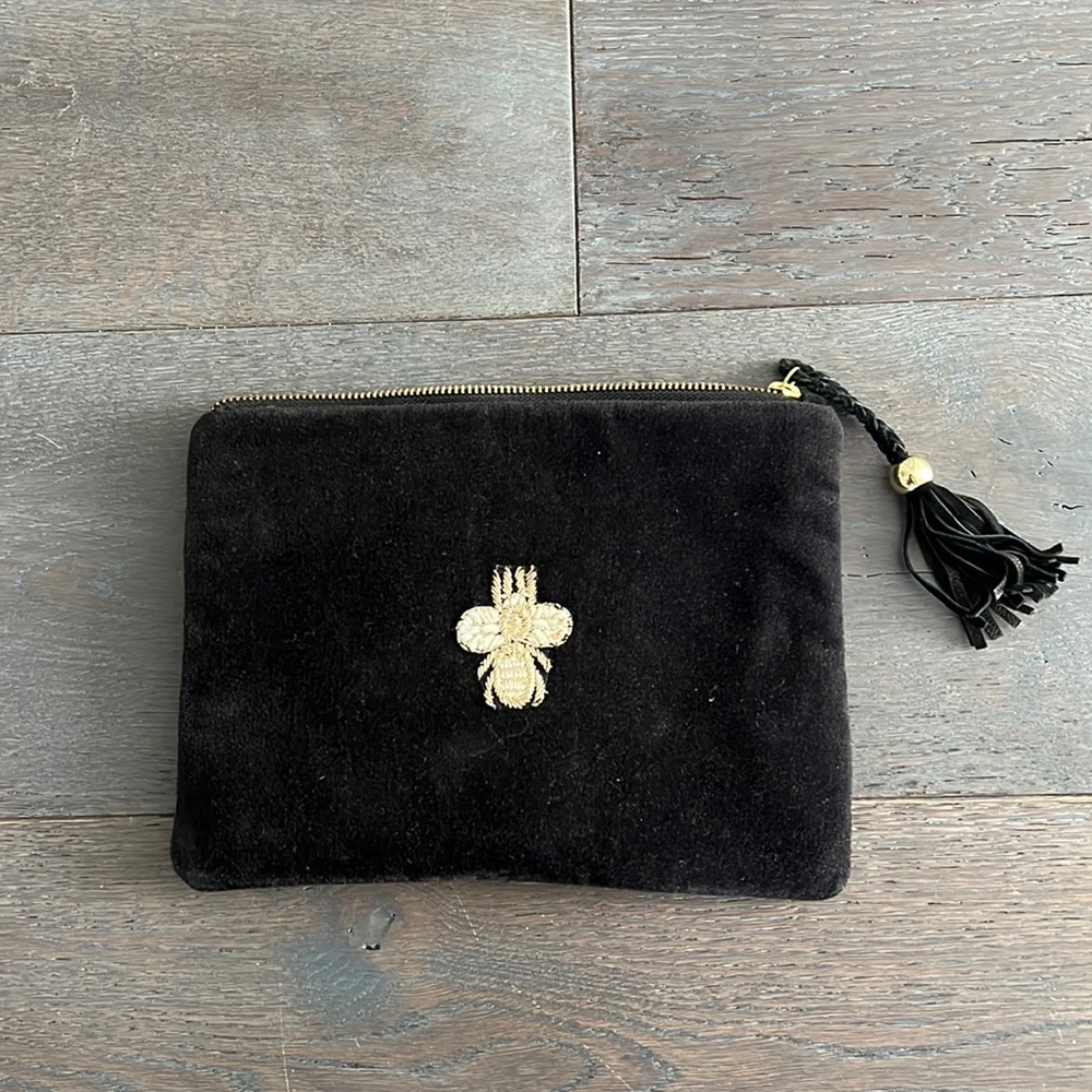 New without tags velvet clutch